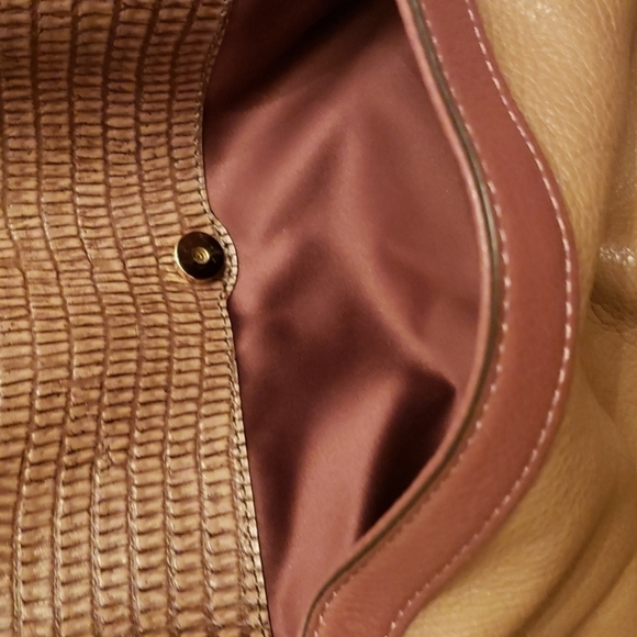 đť…şcoach leather multi color bag. - Picture 9 of 14